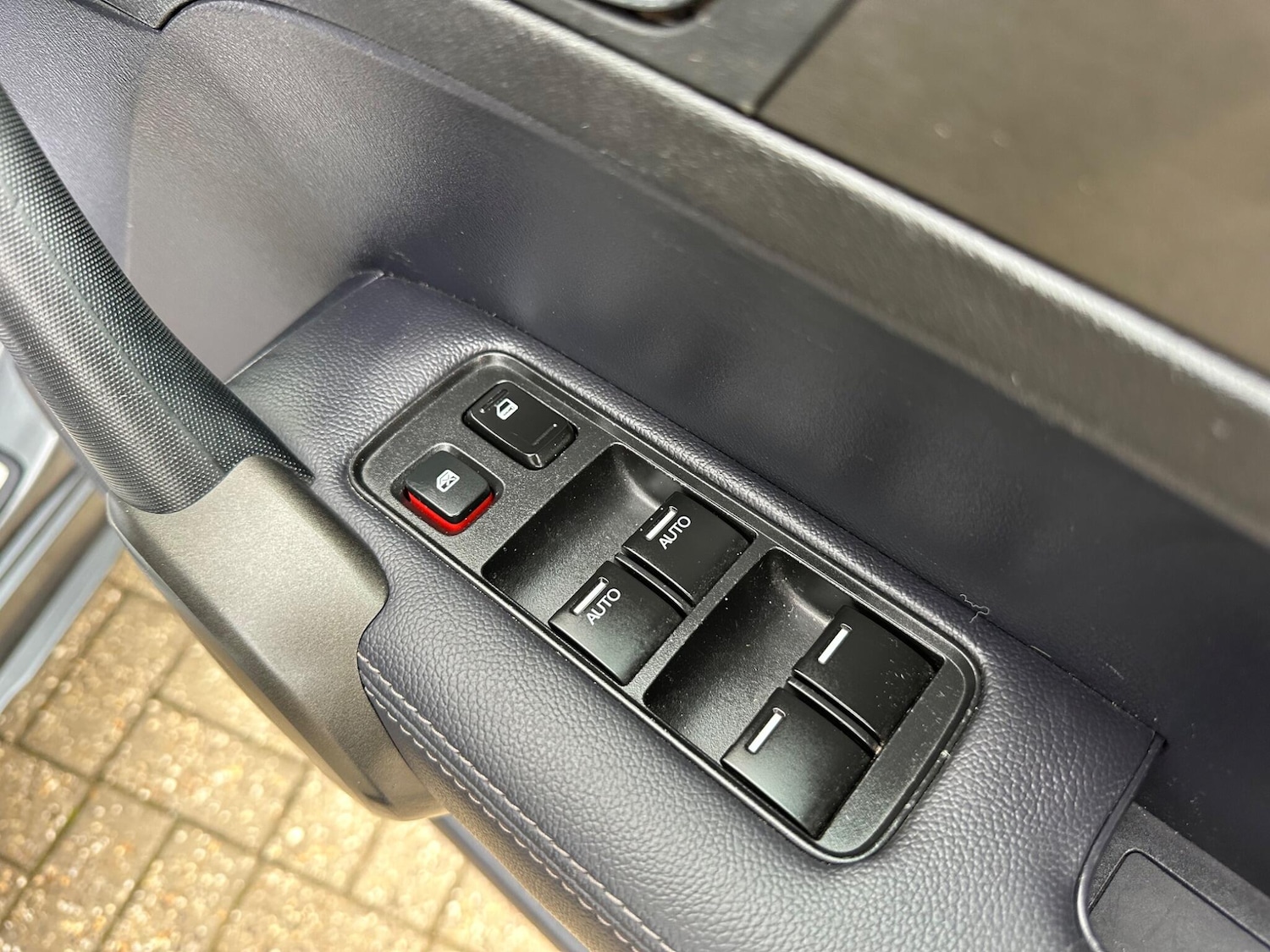 Used Honda CR-V 2010 for sale - 76499696: Photo 24