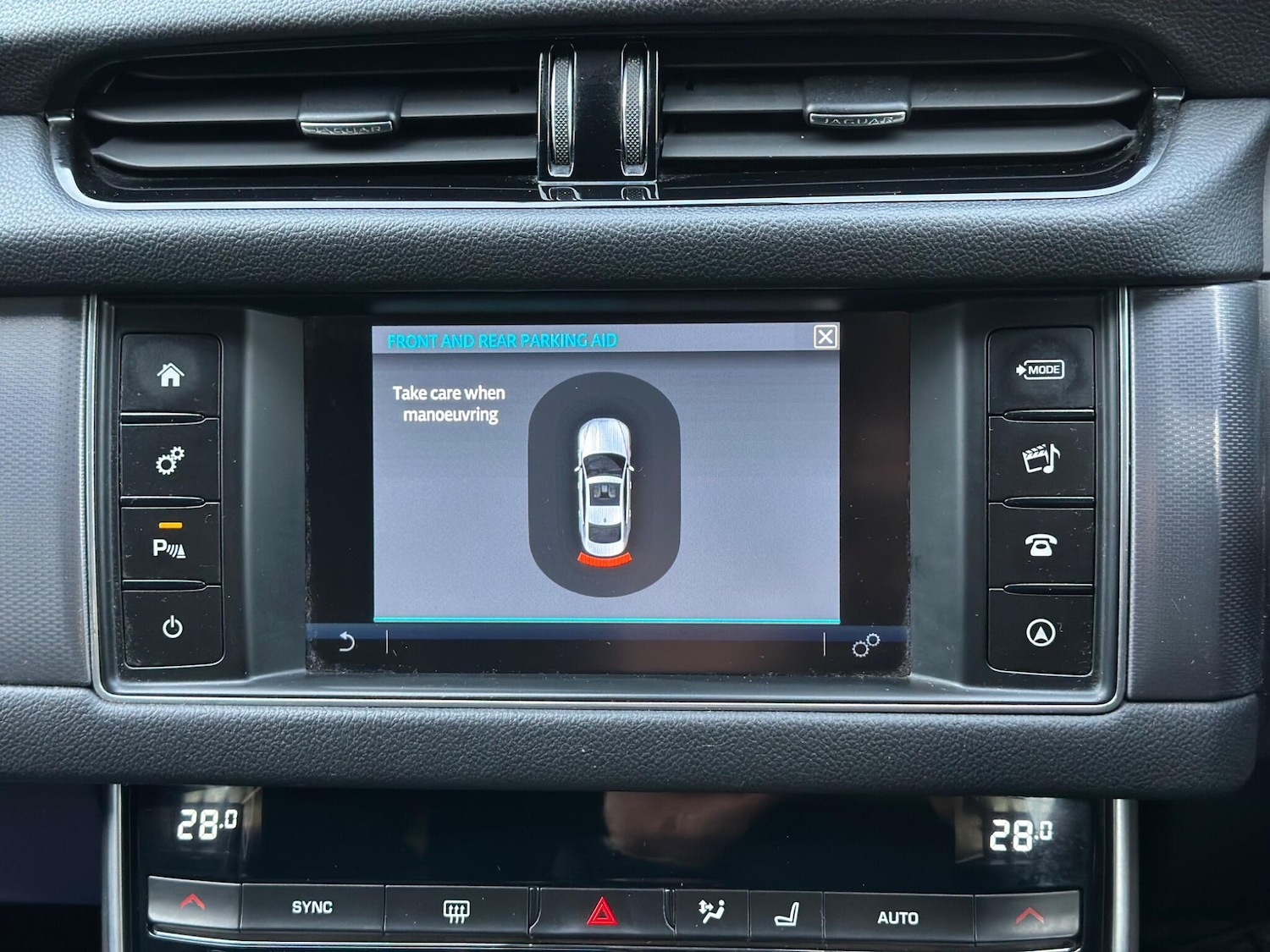 Used Jaguar XF 2016 for sale - 76935898: Photo 21