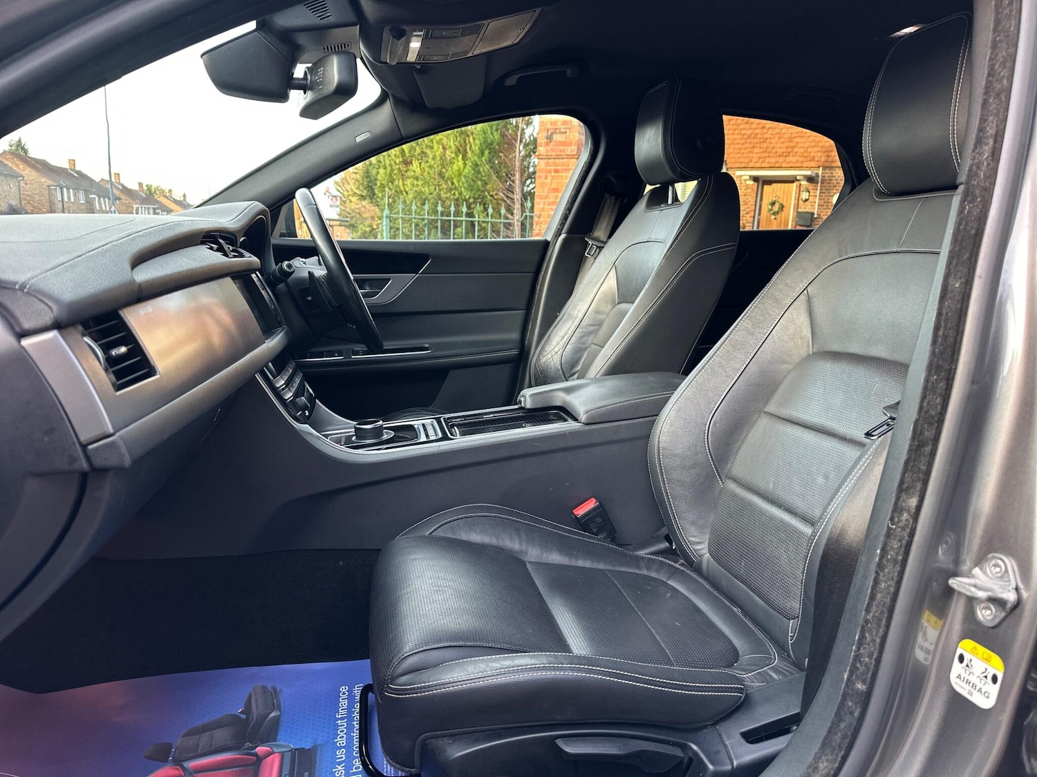 Used Jaguar XF 2016 for sale - 76935898: Photo 29