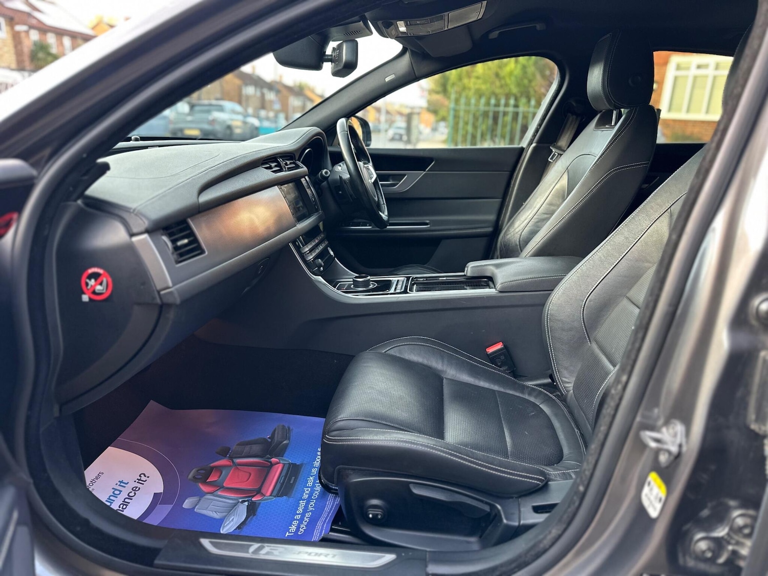 Used Jaguar XF 2016 for sale - 76935898: Photo 30