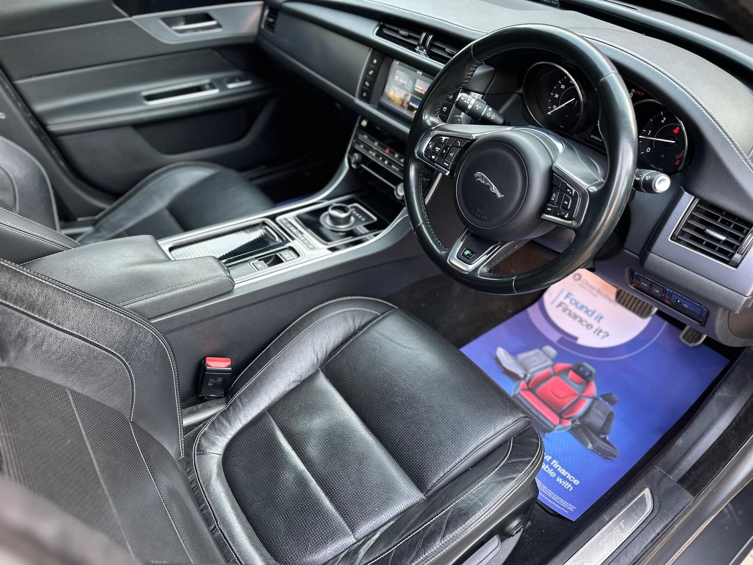 Used Jaguar XF 2016 for sale - 76935898: Photo 31