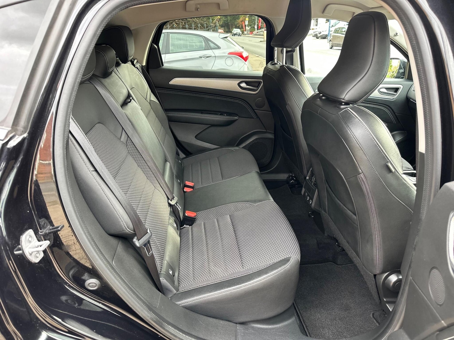 Used Renault Arkana 2022 for sale - 76990983: Photo 12