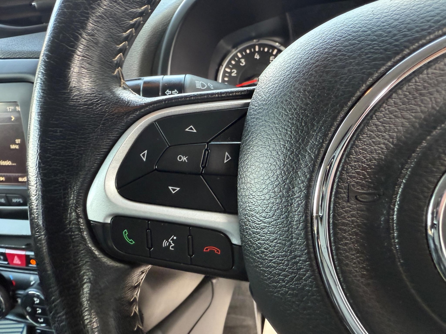 Used Jeep Renegade 2017 for sale - 76995167: Photo 17