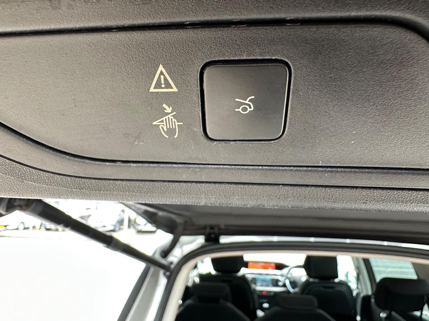 Used Citroen C4 Grand Picasso 2019 for sale - 76152786: Photo 24