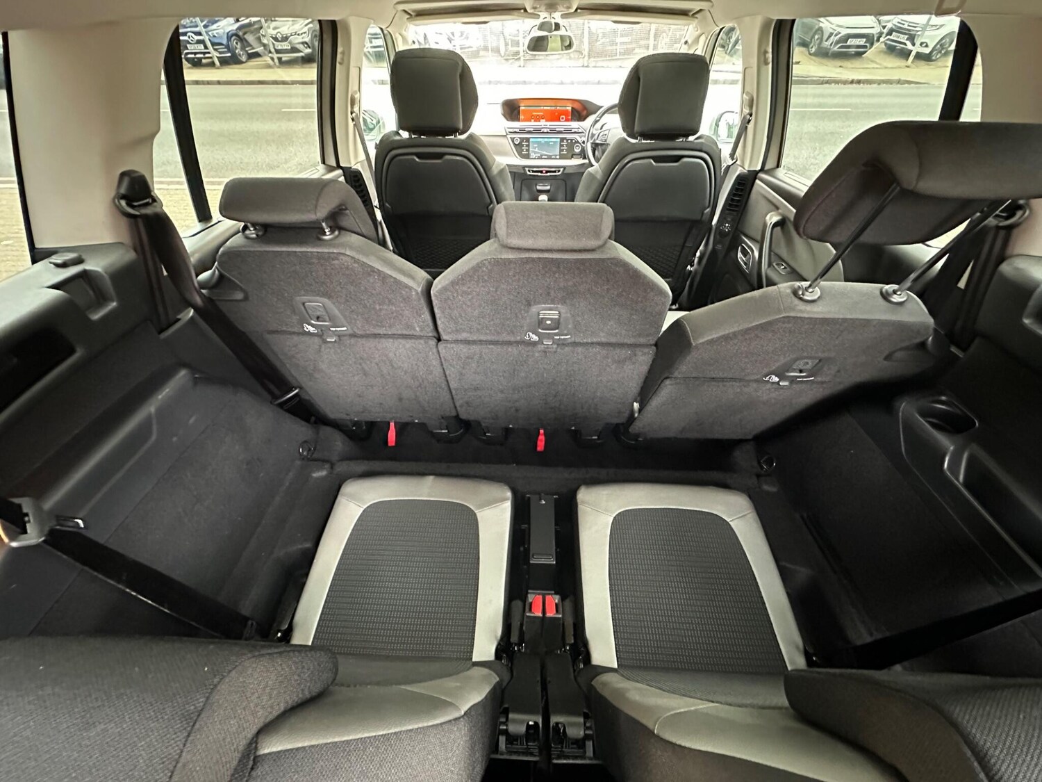 Used Citroen C4 Grand Picasso 2019 for sale - 76152786: Photo 41