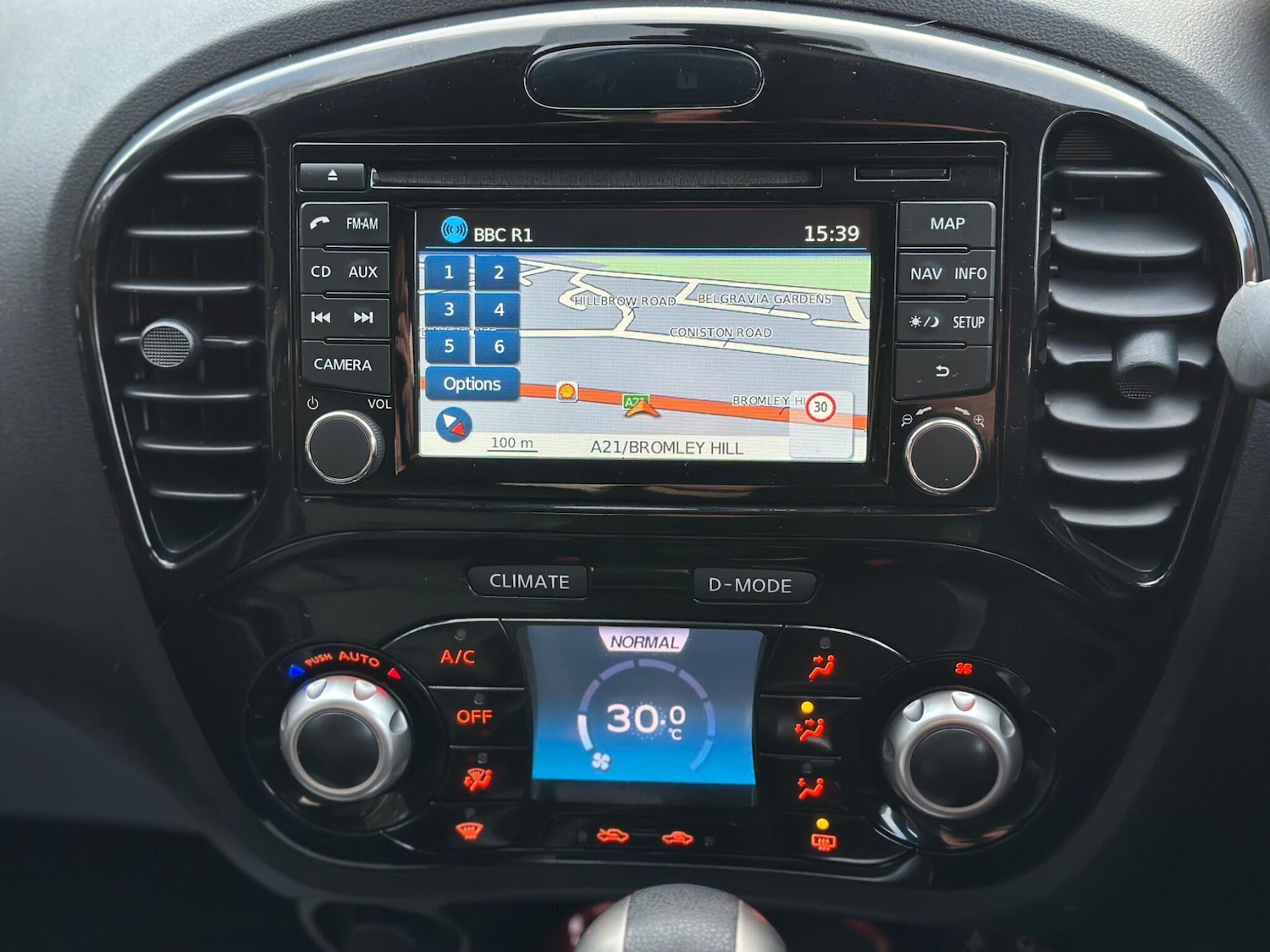 Used Nissan Juke 2013 for sale - 77306009: Photo 22