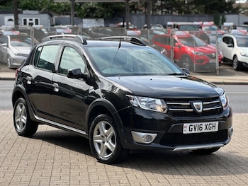 Used Dacia Sandero Stepway 2016 for sale - 75531217: Photo