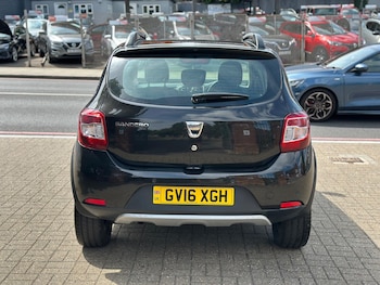 Used Dacia Sandero Stepway 2016 for sale - 75531217: Photo