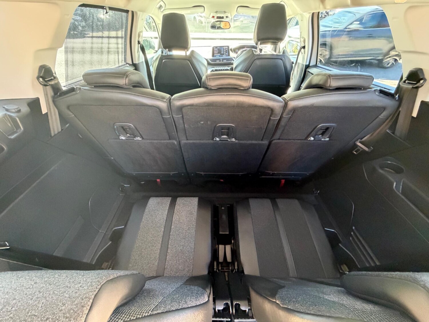 Used Peugeot 5008 2018 for sale - 78170338: Photo 11