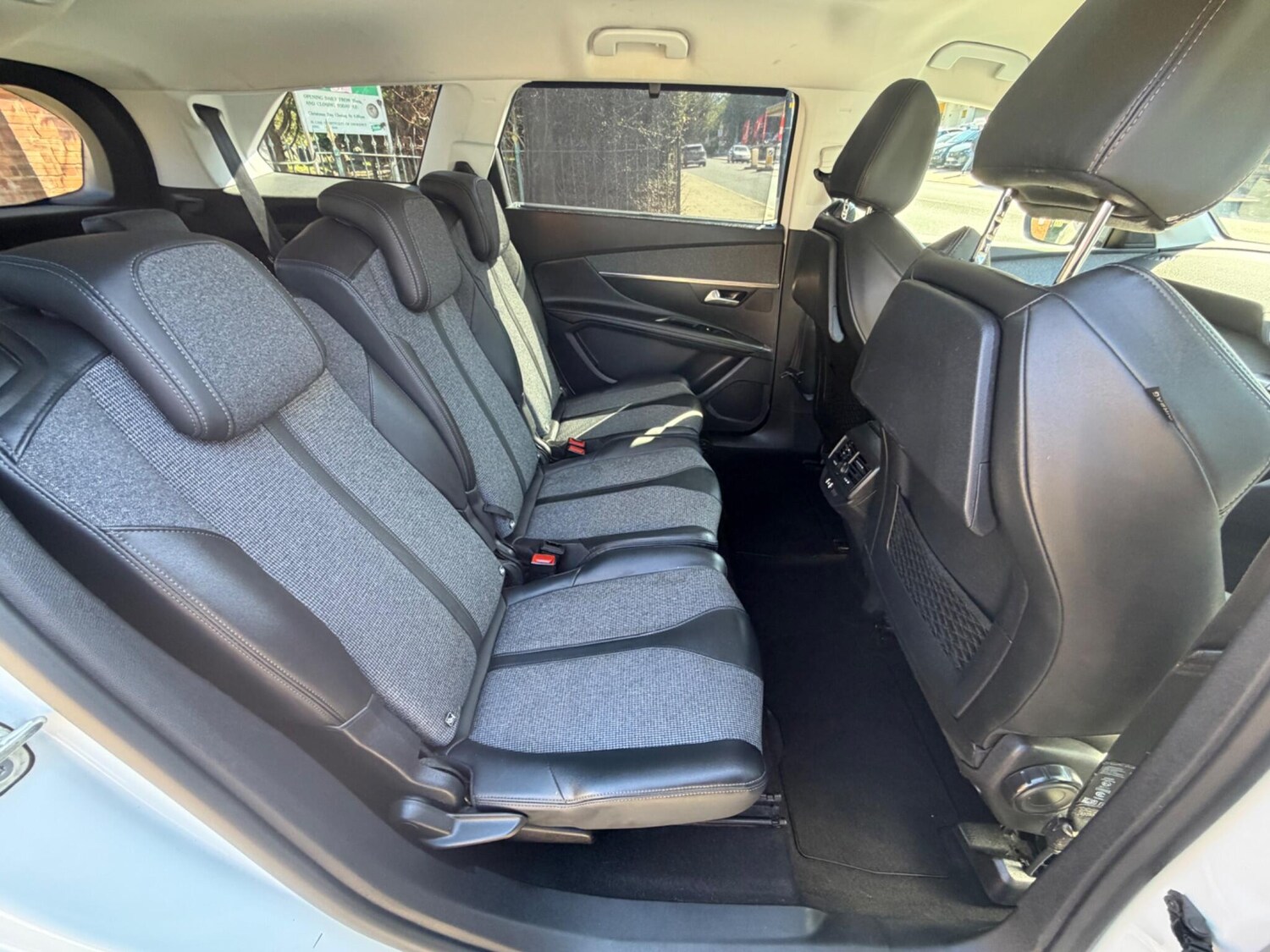 Used Peugeot 5008 2018 for sale - 78170338: Photo 12