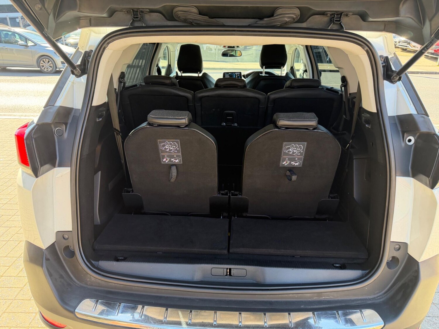 Used Peugeot 5008 2018 for sale - 78170338: Photo 29