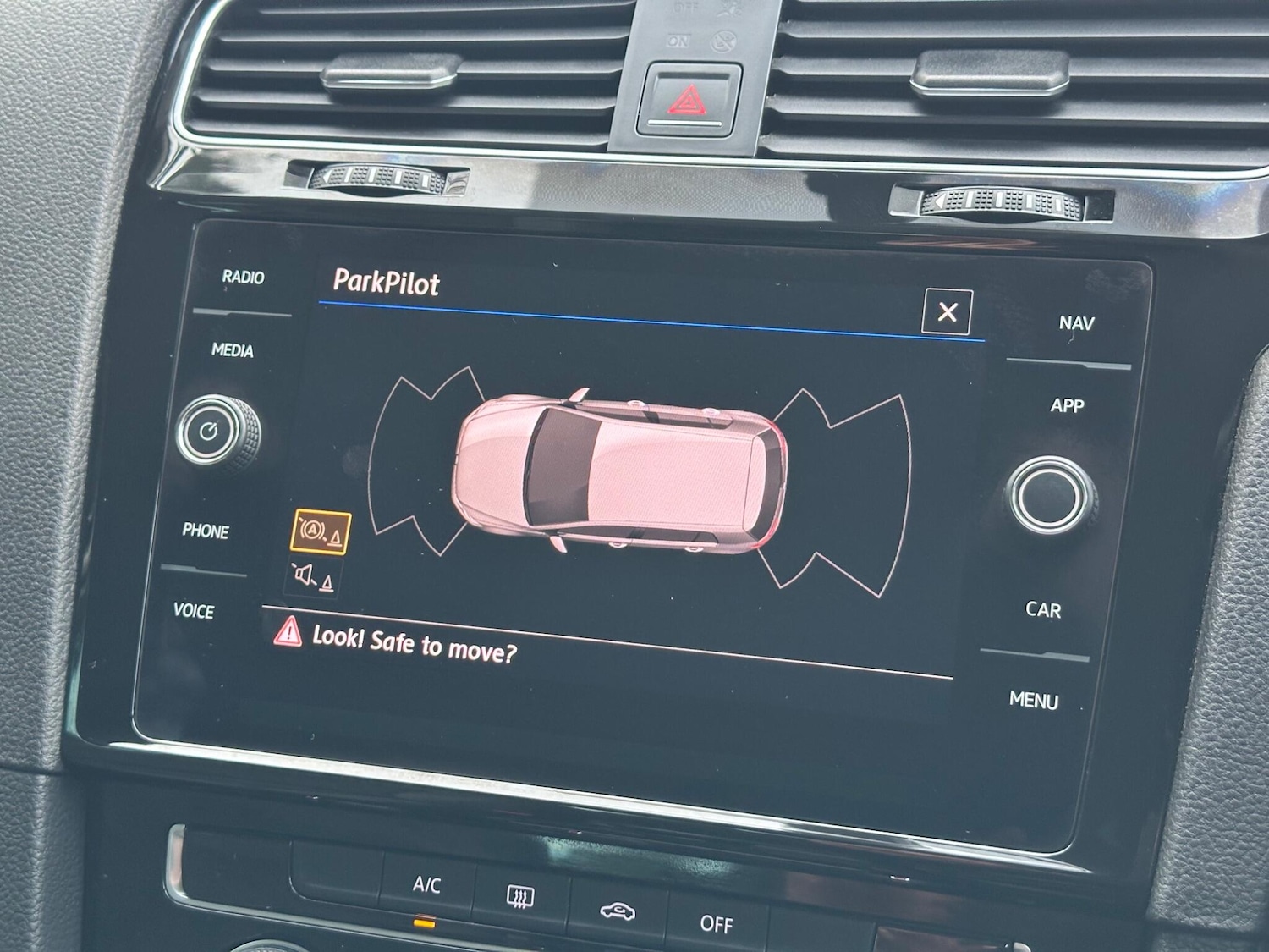 Used Volkswagen Golf 2018 for sale - 77344854: Photo 19