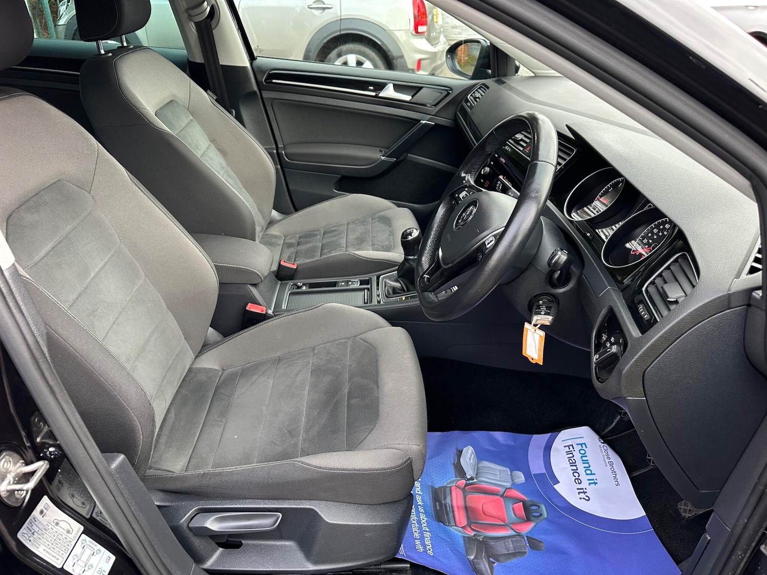 Used Volkswagen Golf 2018 for sale - 77344854: Photo 8