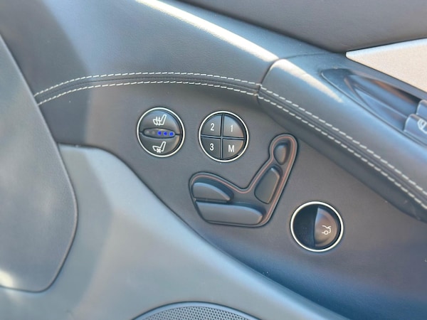 Used Mercedes-Benz SL 2005 for sale - 76239451: Photo 22