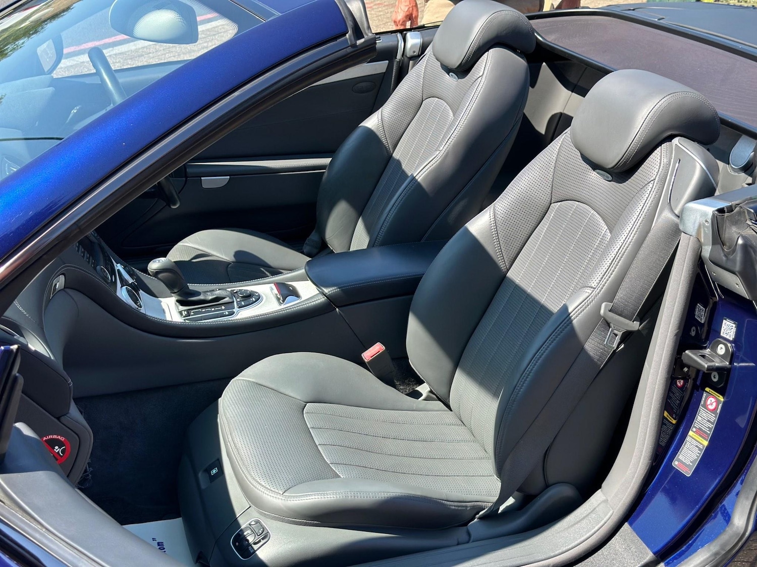 Used Mercedes-Benz SL 2005 for sale - 76239451: Photo 27