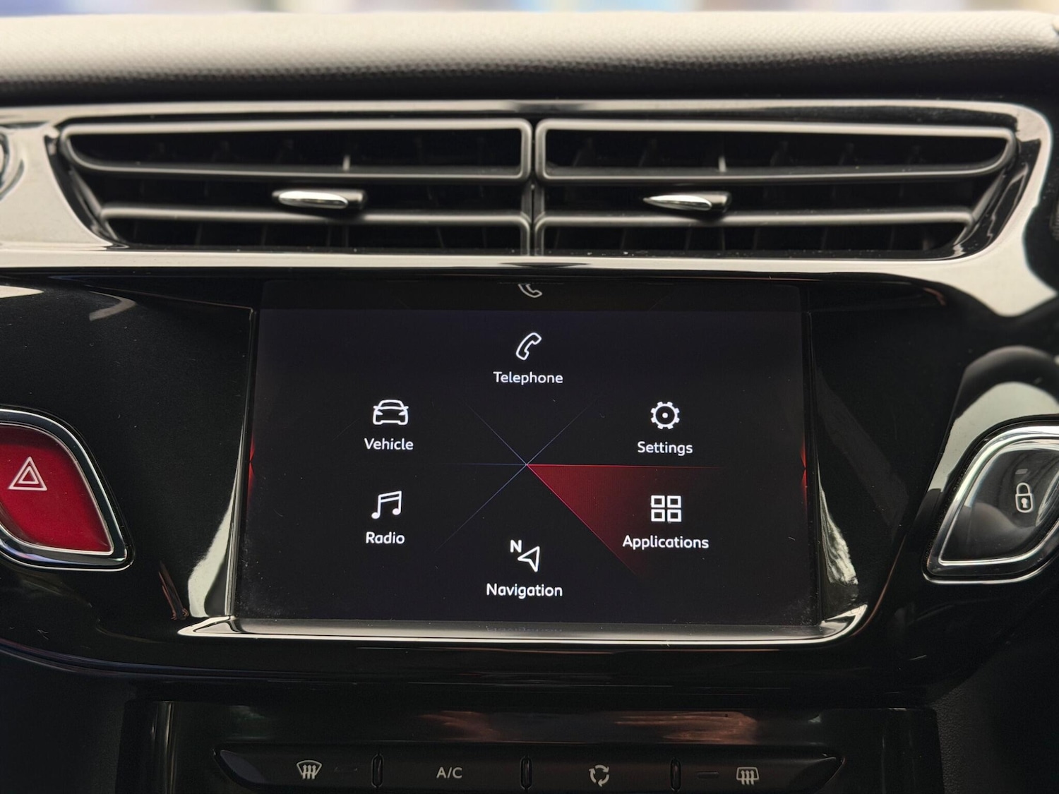 Used DS Automobiles DS 3 2019 for sale - 77538156: Photo 25