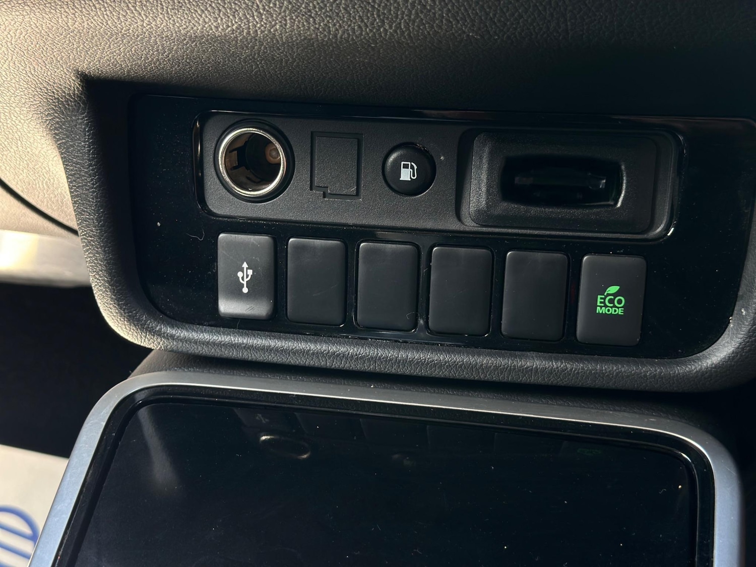 Used Mitsubishi Outlander 2020 for sale - 76239833: Photo 24