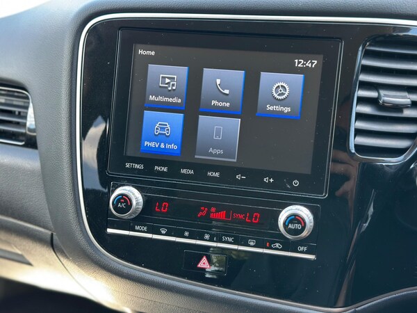 Used Mitsubishi Outlander 2020 for sale - 76239833: Photo 25