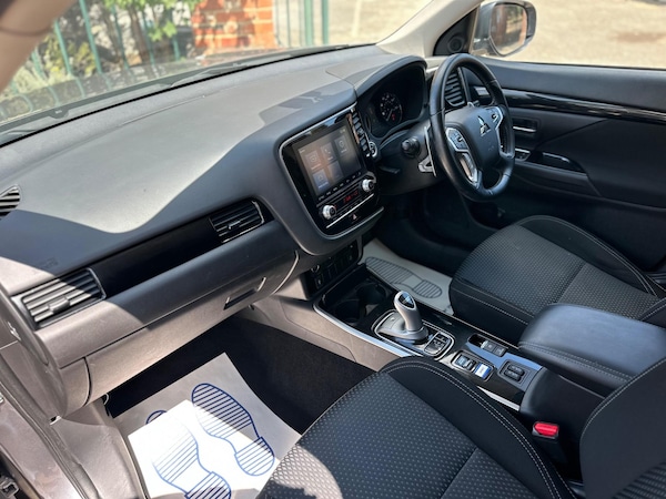 Used Mitsubishi Outlander 2020 for sale - 76239833: Photo 9