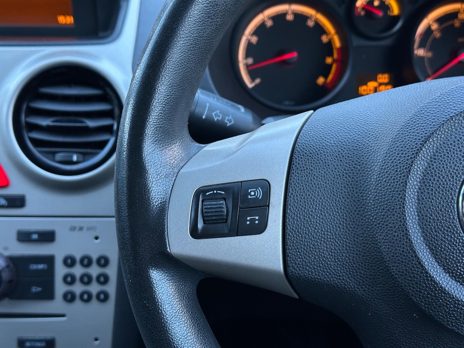 Used Vauxhall Corsa for sale - 77266739: Photo 13