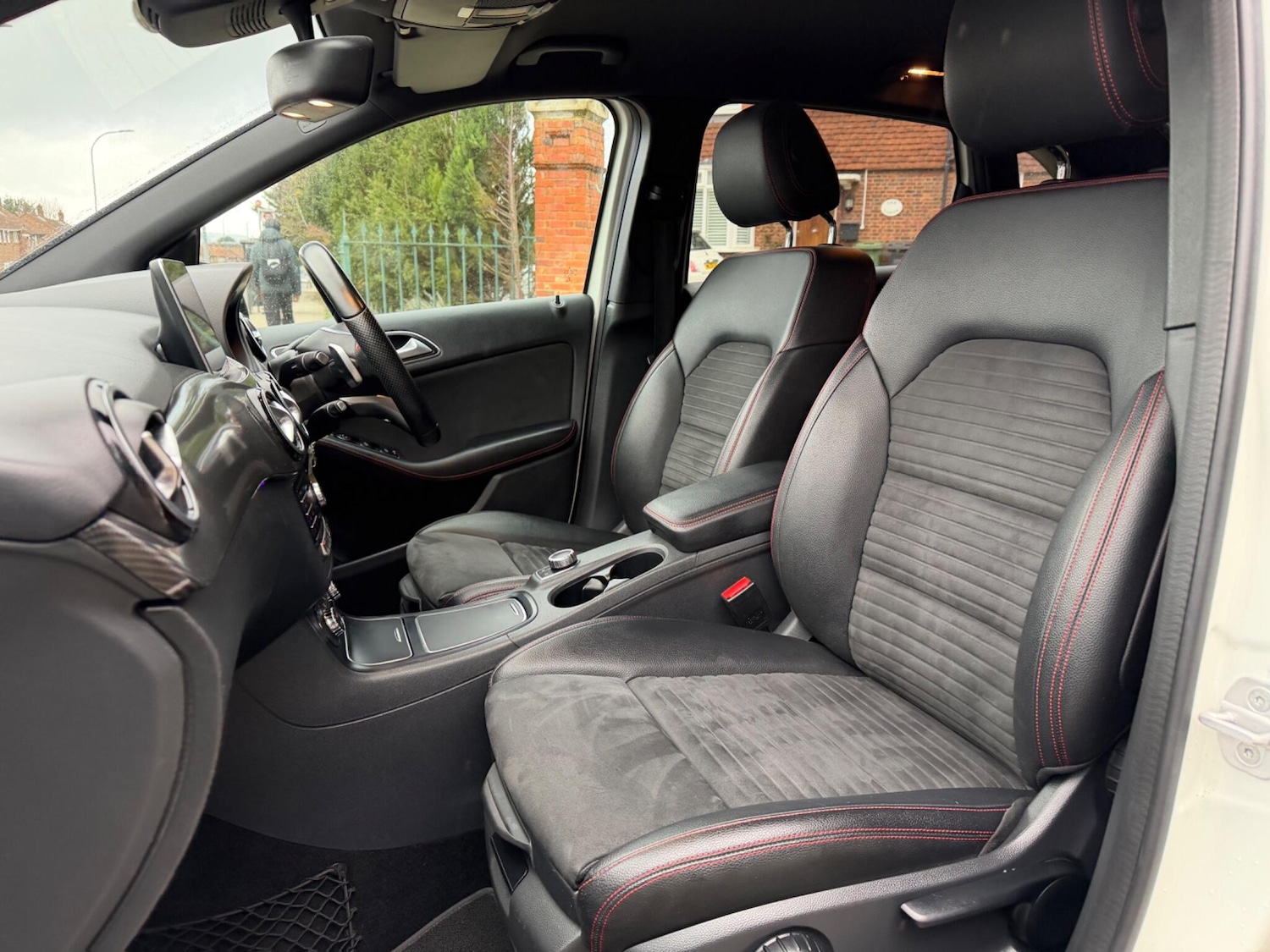 Used Mercedes-Benz B Class for sale - 77538374: Photo 38