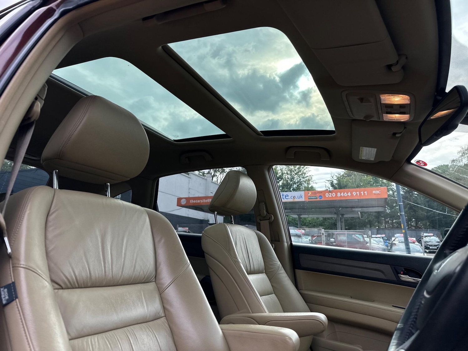 Used Honda CR-V 2011 for sale - 76137421: Photo 17