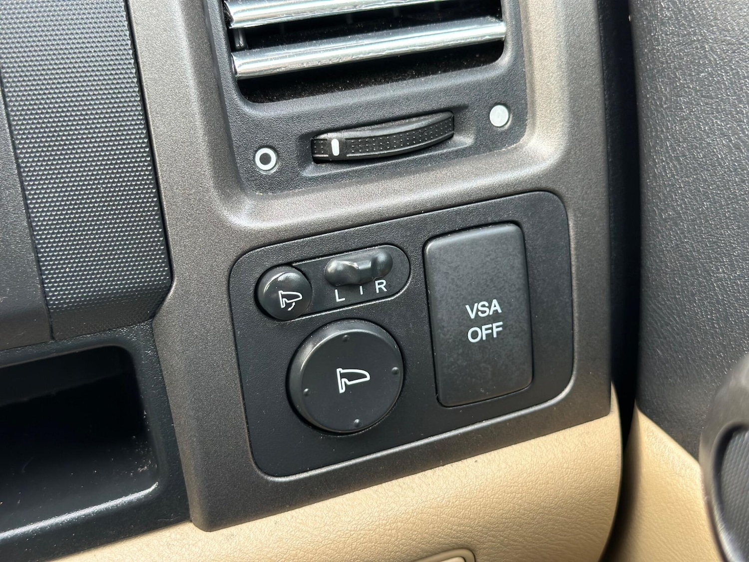 Used Honda CR-V 2011 for sale - 76137421: Photo 27