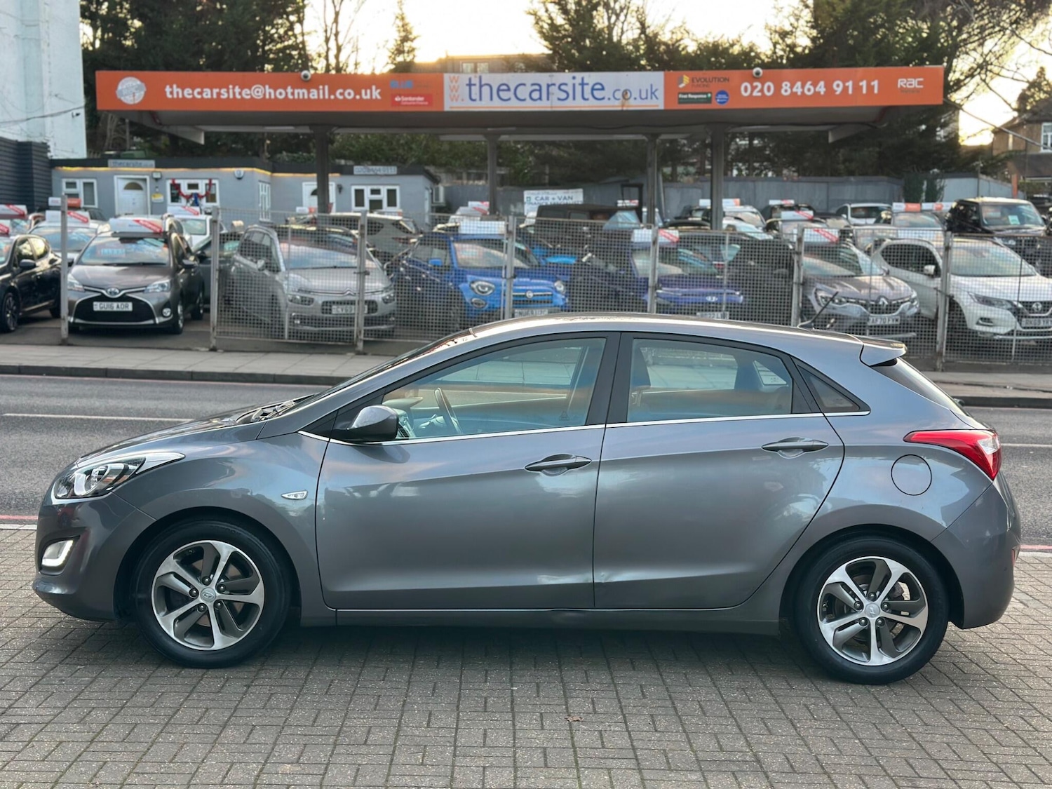 Used Hyundai i20 2015 for sale - 77081801: Photo 3