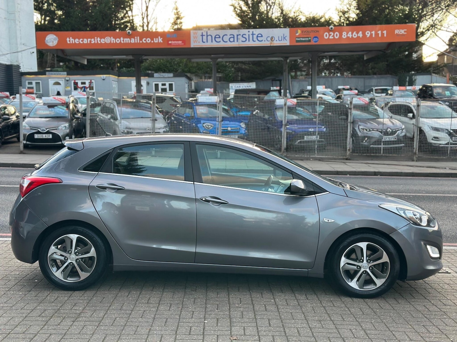 Used Hyundai i20 2015 for sale - 77081801: Photo 5