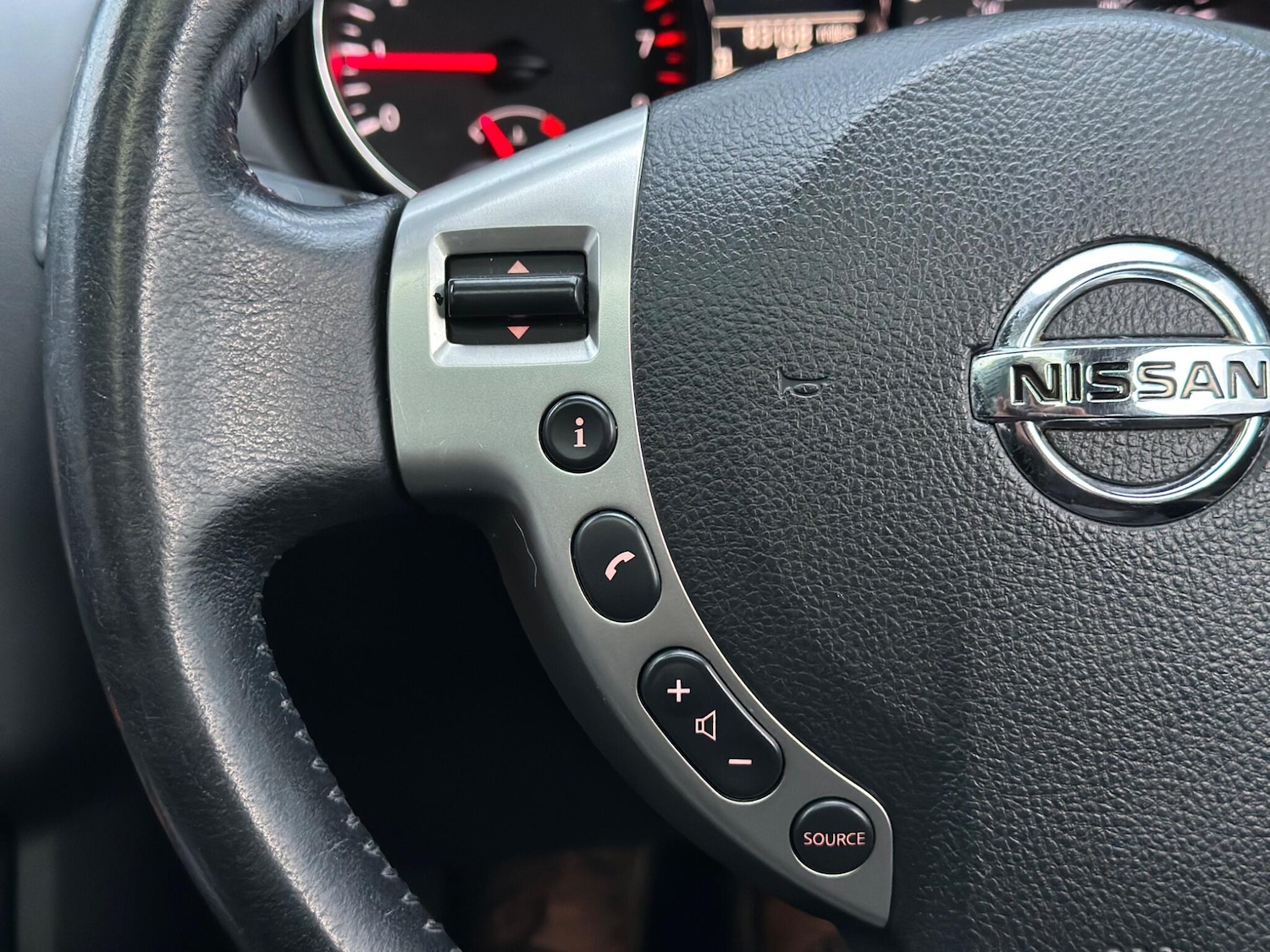 Used Nissan Qashqai+2 2013 for sale - 76644911: Photo 15