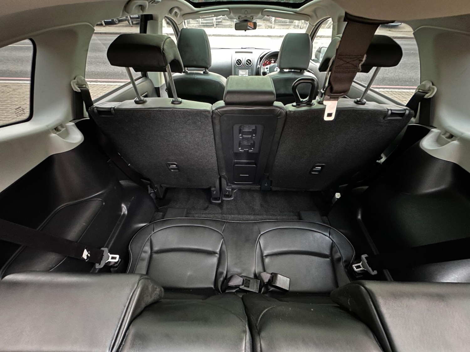 Used Nissan Qashqai+2 2013 for sale - 76644911: Photo 30