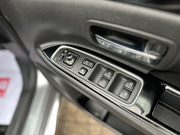 Used Mitsubishi Outlander 2020 for sale - 75102358: Photo 17