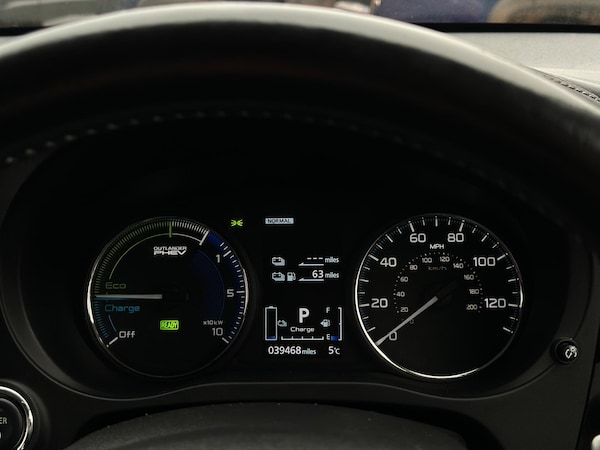 Used Mitsubishi Outlander 2020 for sale - 75102358: Photo 29
