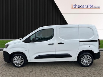 Used Peugeot Partner 2020 for sale - 76000547: Photo
