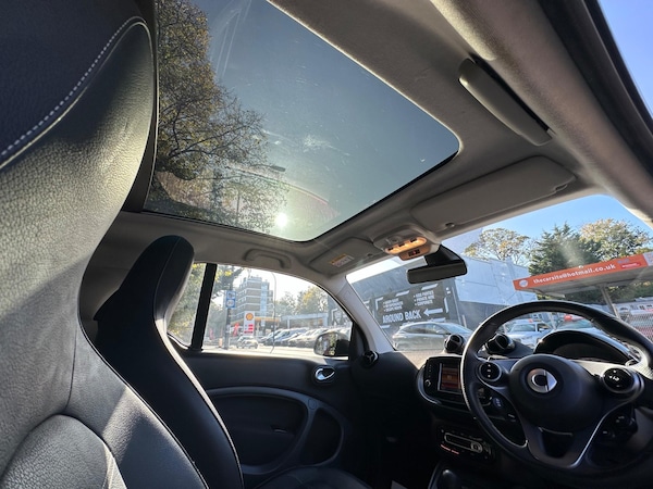 Used smart fortwo 2018 for sale - 76239591: Photo 17