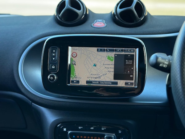 Used smart fortwo 2018 for sale - 76239591: Photo 25