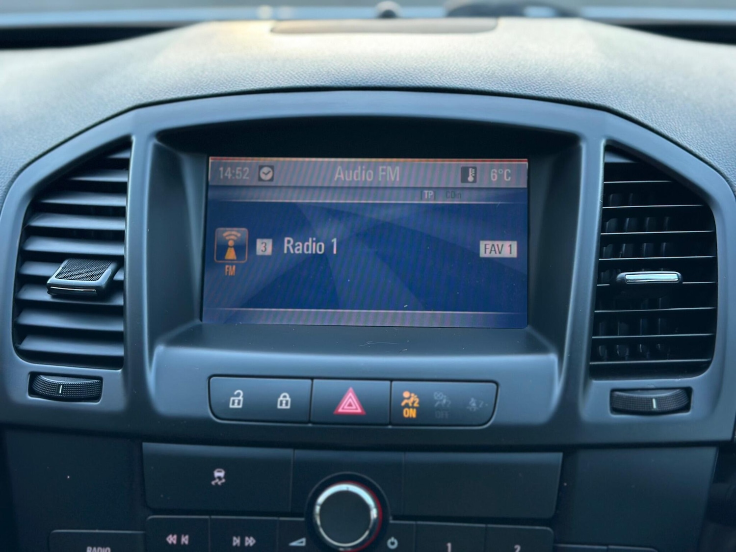 Used Vauxhall Insignia 2013 for sale - 77081840: Photo 22