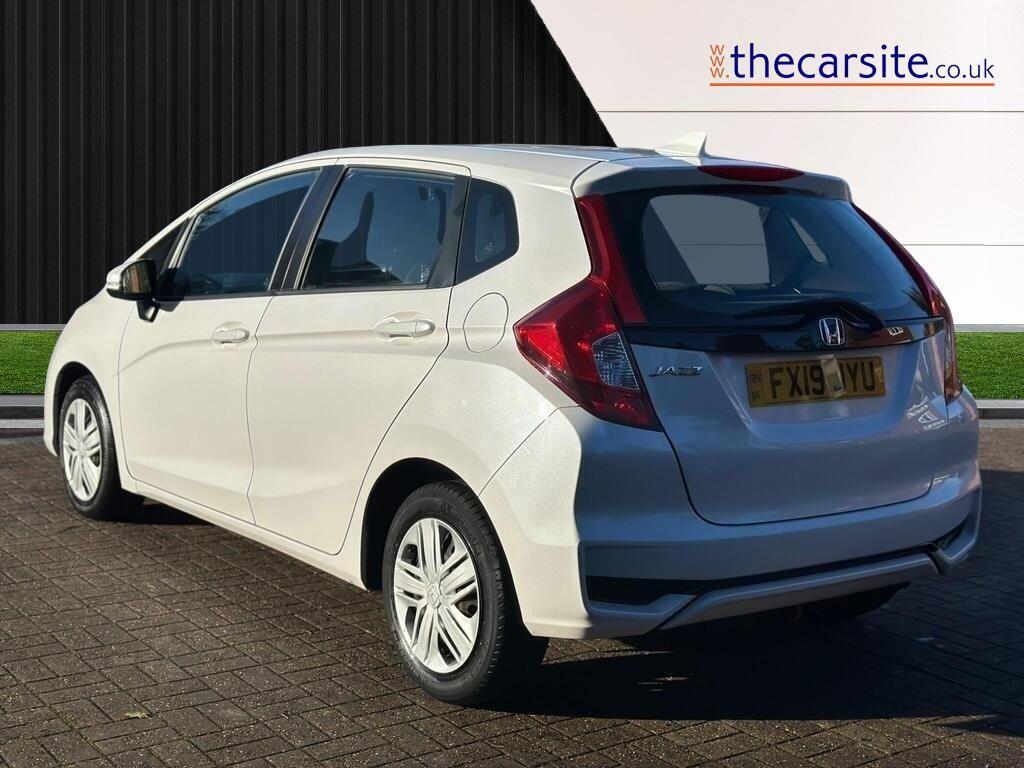 Used Honda Jazz 2019 for sale - 76781690: Photo 7