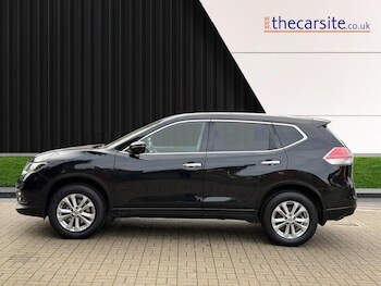 Used Nissan X-Trail 2017 for sale - 78230701: Photo
