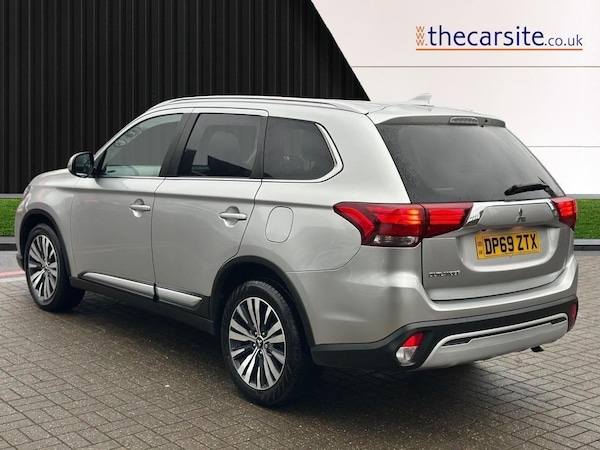 Used Mitsubishi Outlander 2020 for sale - 76238868: Photo 2