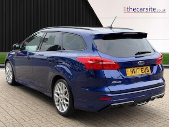 Used Ford Focus 2017 for sale - 79050170: Photo