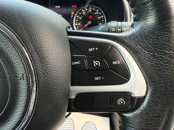 Used Jeep Renegade 2017 for sale - 76239061: Photo 18
