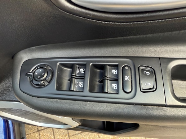Used Jeep Renegade 2017 for sale - 76239061: Photo 21