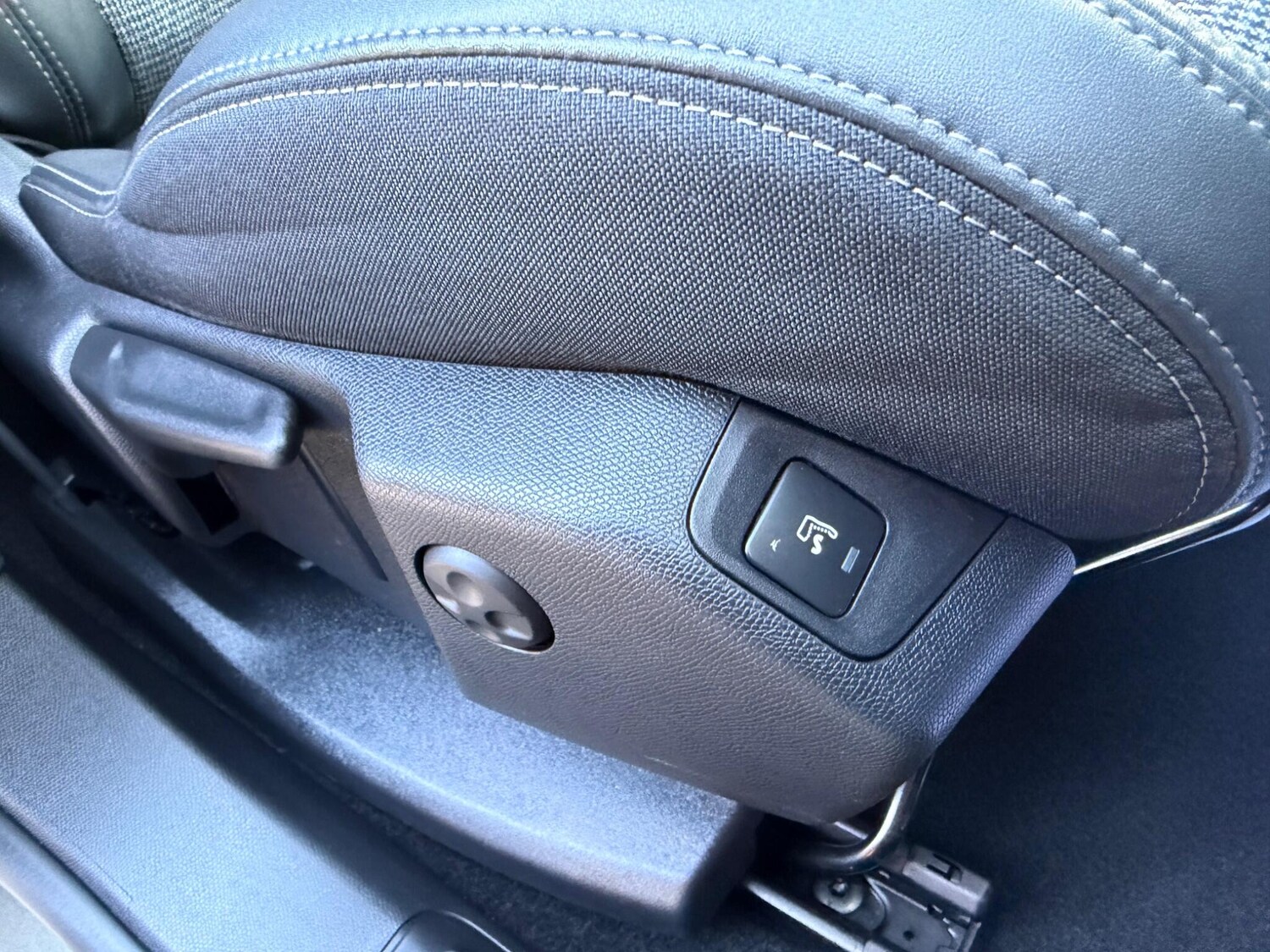 Used Peugeot 3008 2019 for sale - 78170622: Photo 17