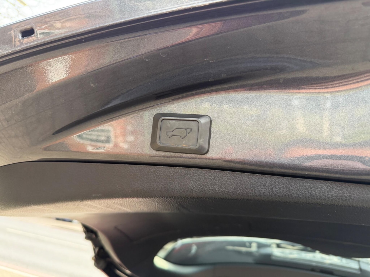 Used Toyota RAV4 2018 for sale - 77993482: Photo 18