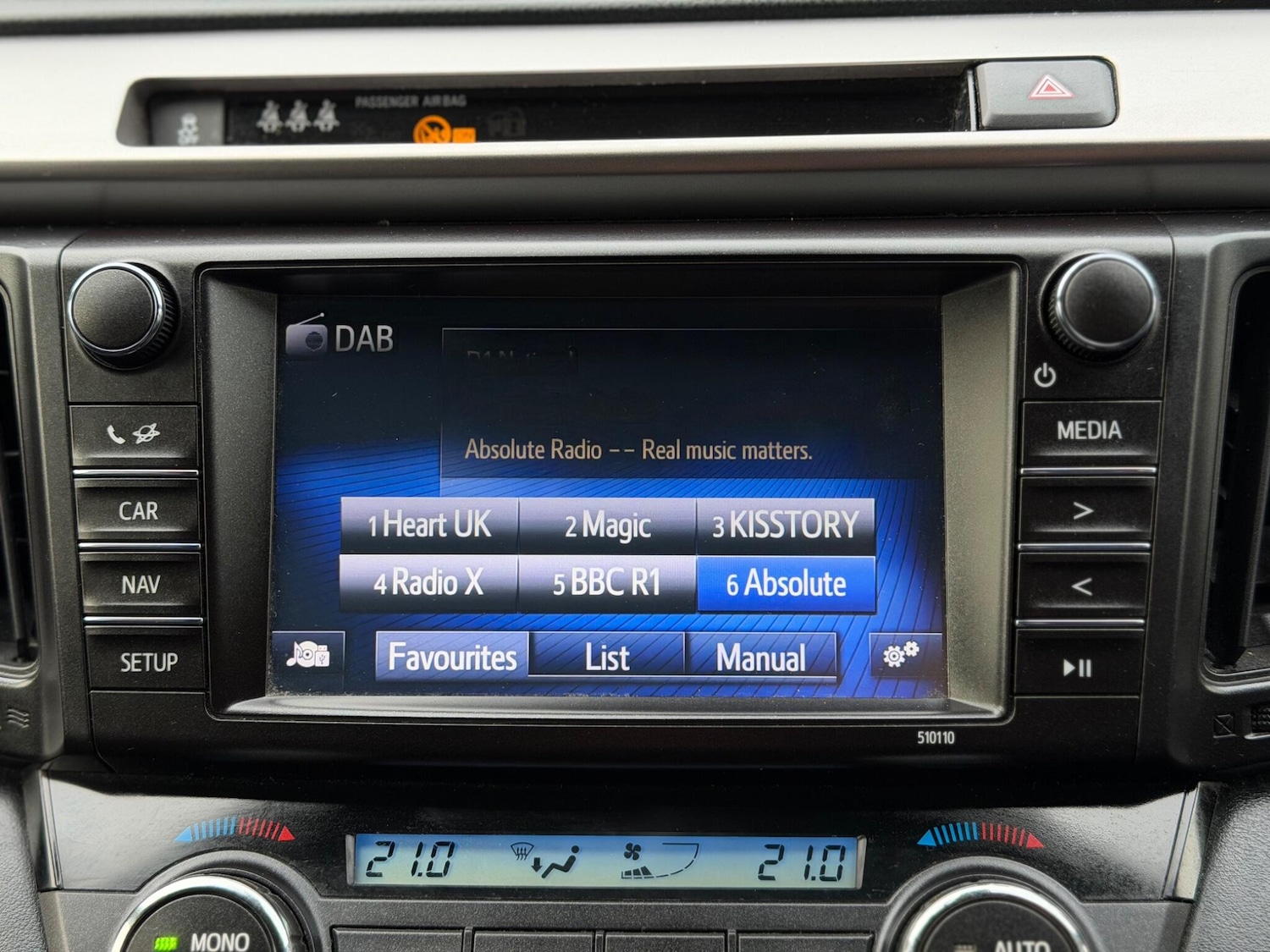 Used Toyota RAV4 2018 for sale - 77993482: Photo 28