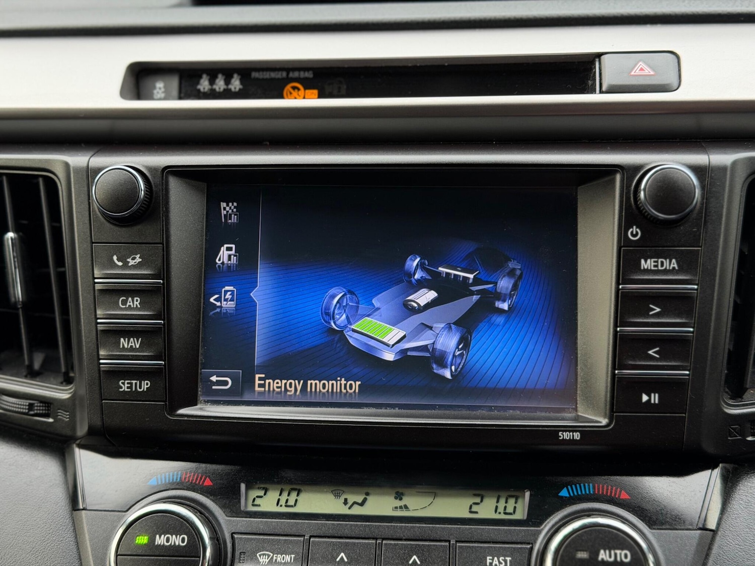 Used Toyota RAV4 2018 for sale - 77993482: Photo 30