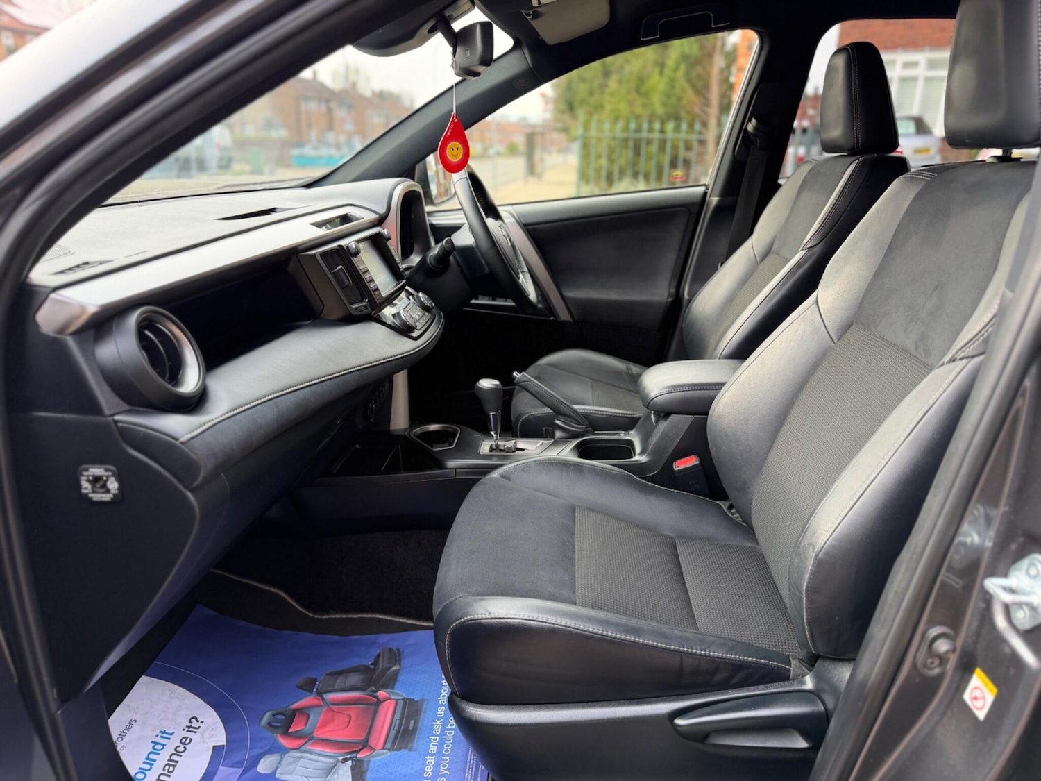 Used Toyota RAV4 2018 for sale - 77993482: Photo 34