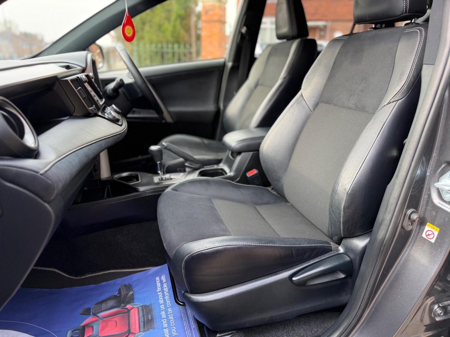 Used Toyota RAV4 2018 for sale - 77993482: Photo 35