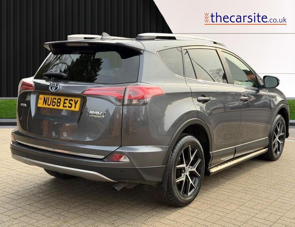 Used Toyota RAV4 2018 for sale - 77993482: Photo 8